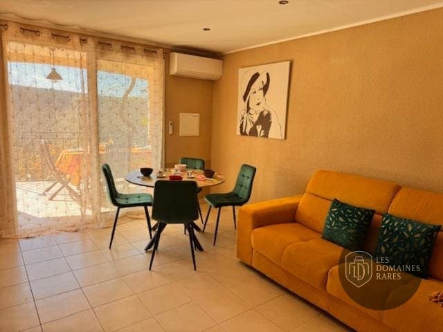 Espace intérieur du domaine Mas des Grives à Marseille en Provence-Alpes-Côte d'Azur