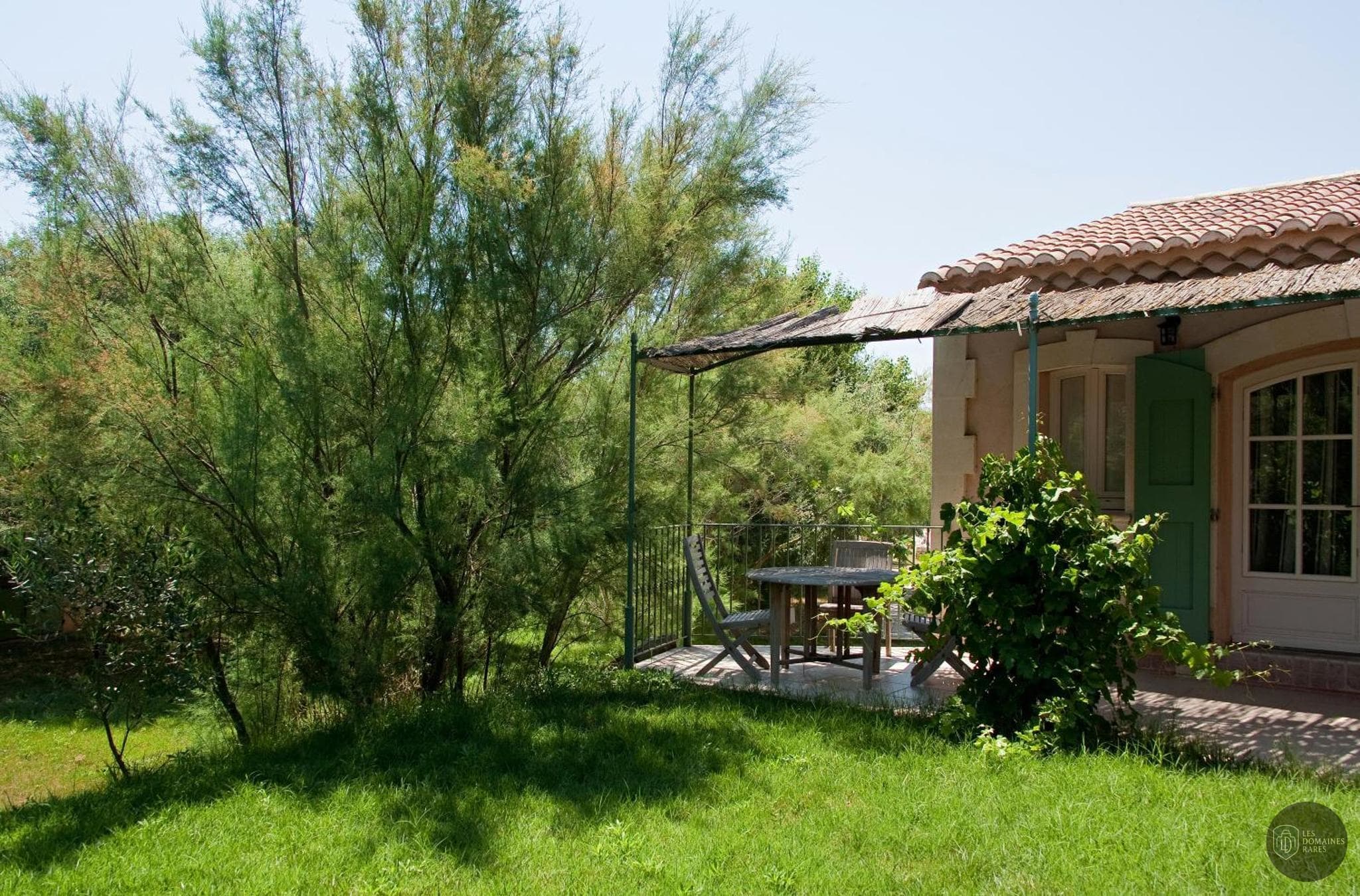 Vue extérieure de l'hôtel Mas des Sables en Occitanie