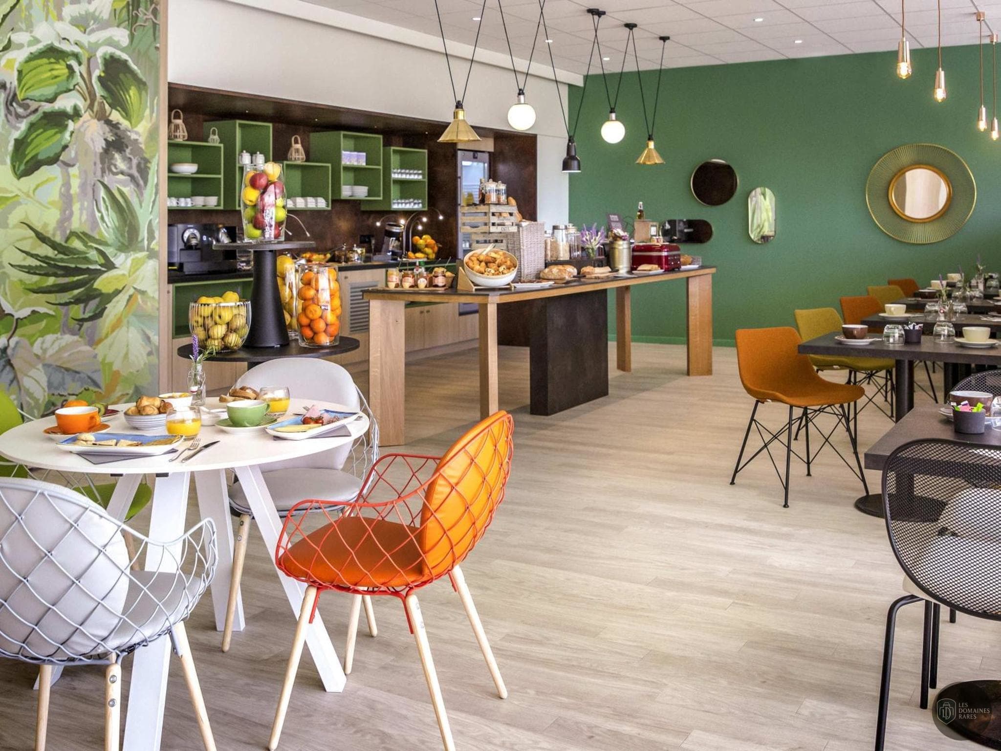 Vue extérieure de l'hôtel Mercure Cavaillon à Cavaillon en Provence-Alpes-Côte d'Azur