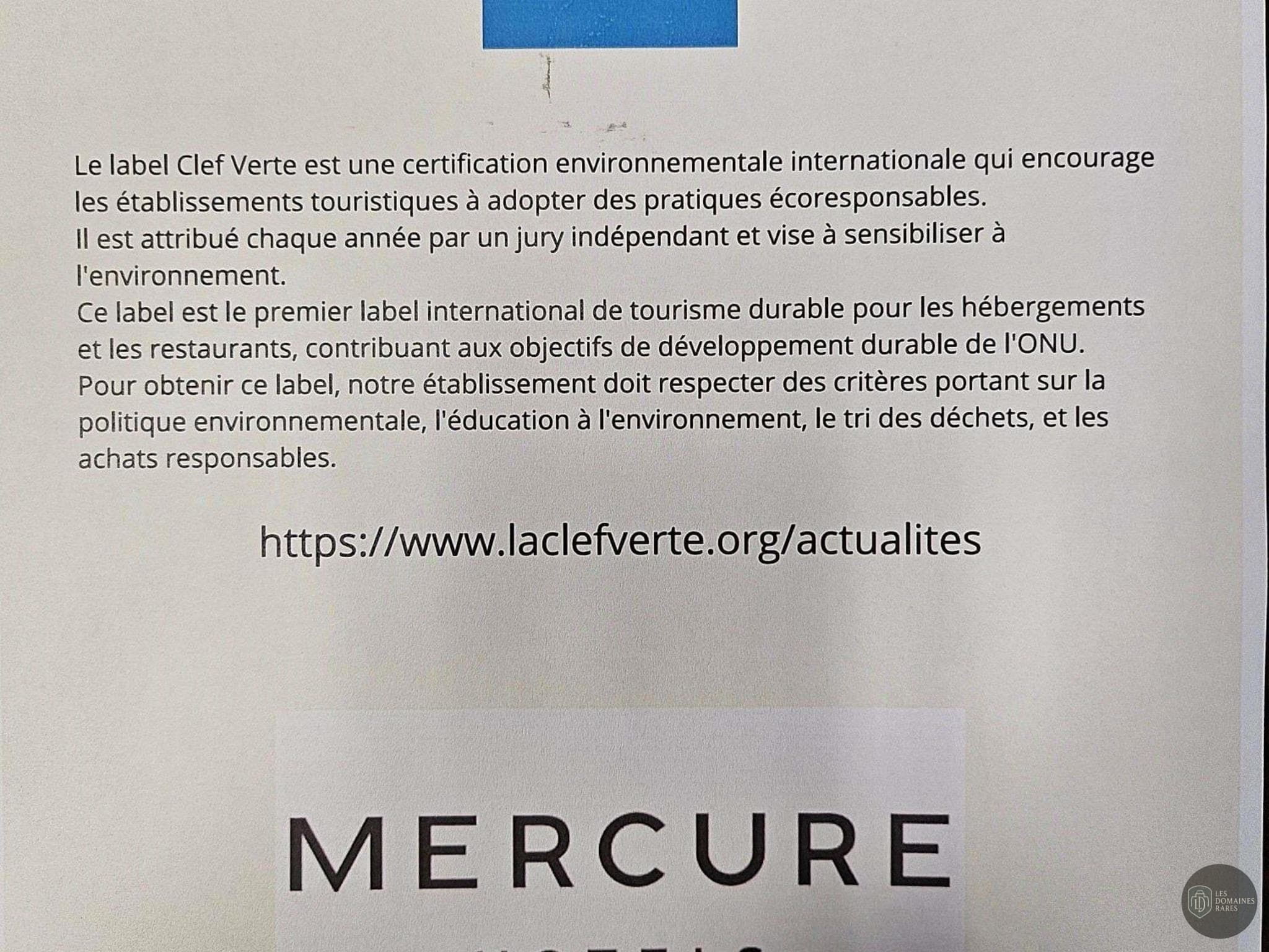 Vue extérieure de l'hôtel Mercure Cavaillon à Cavaillon en Provence-Alpes-Côte d'Azur