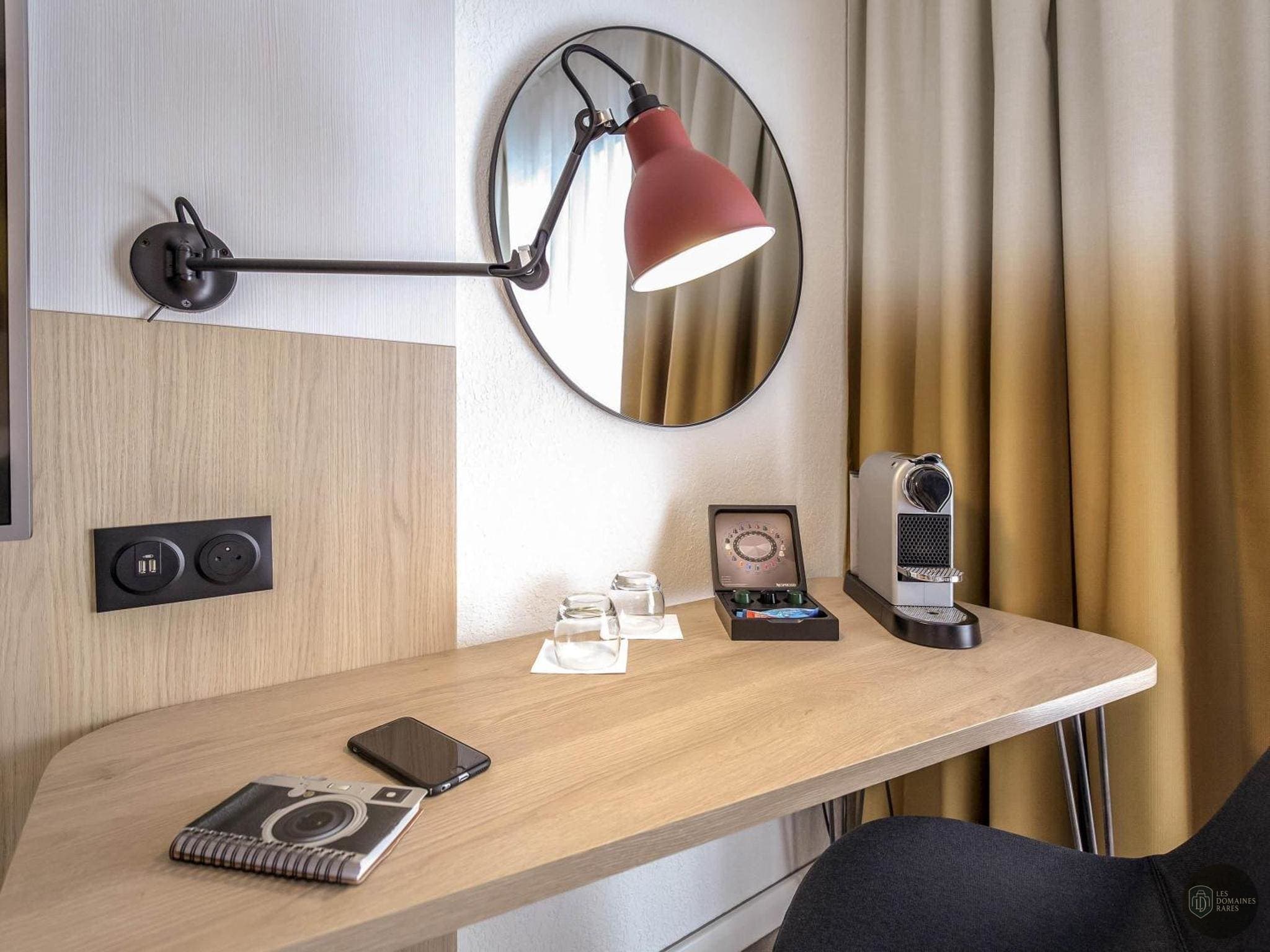 Vue extérieure de l'hôtel Mercure Cavaillon à Cavaillon en Provence-Alpes-Côte d'Azur