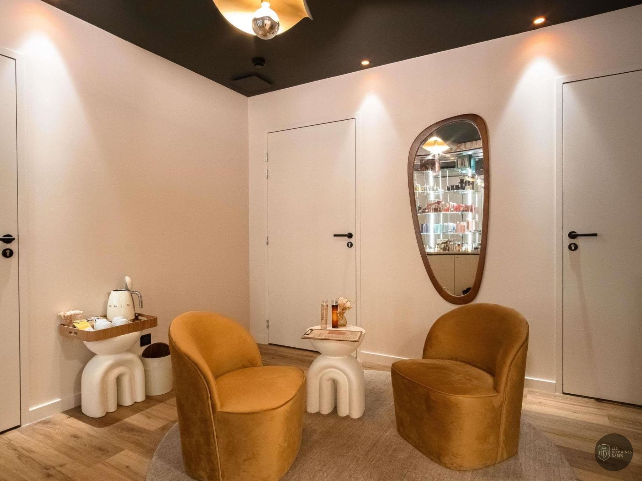 Espace intérieur de l'hôtel Mercure Saint-Lary en Occitanie