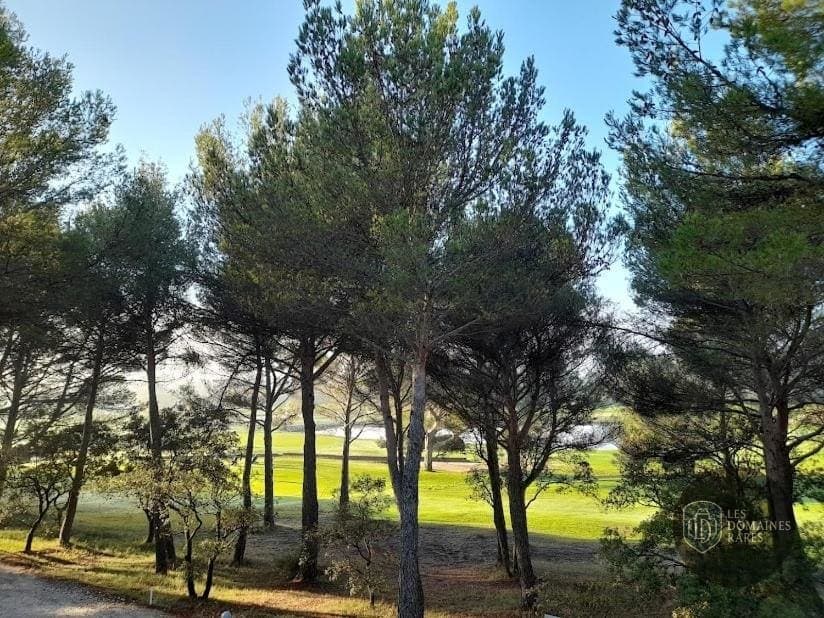 Merignies Golf Country Club — Autres