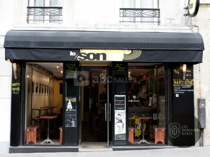 Façade d'un bar : Le Sonart