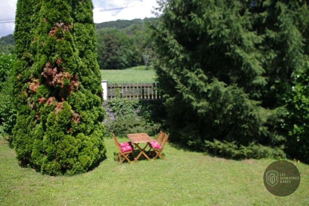 Vue extérieure du lieu Mont Foot 5 à Seynod en Auvergne-Rhône-Alpes