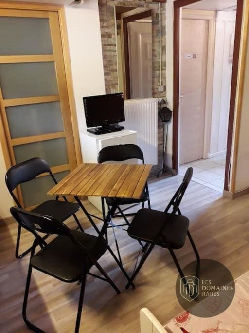 Espace intérieur du lieu Mont Foot 5 à Seynod en Auvergne-Rhône-Alpes