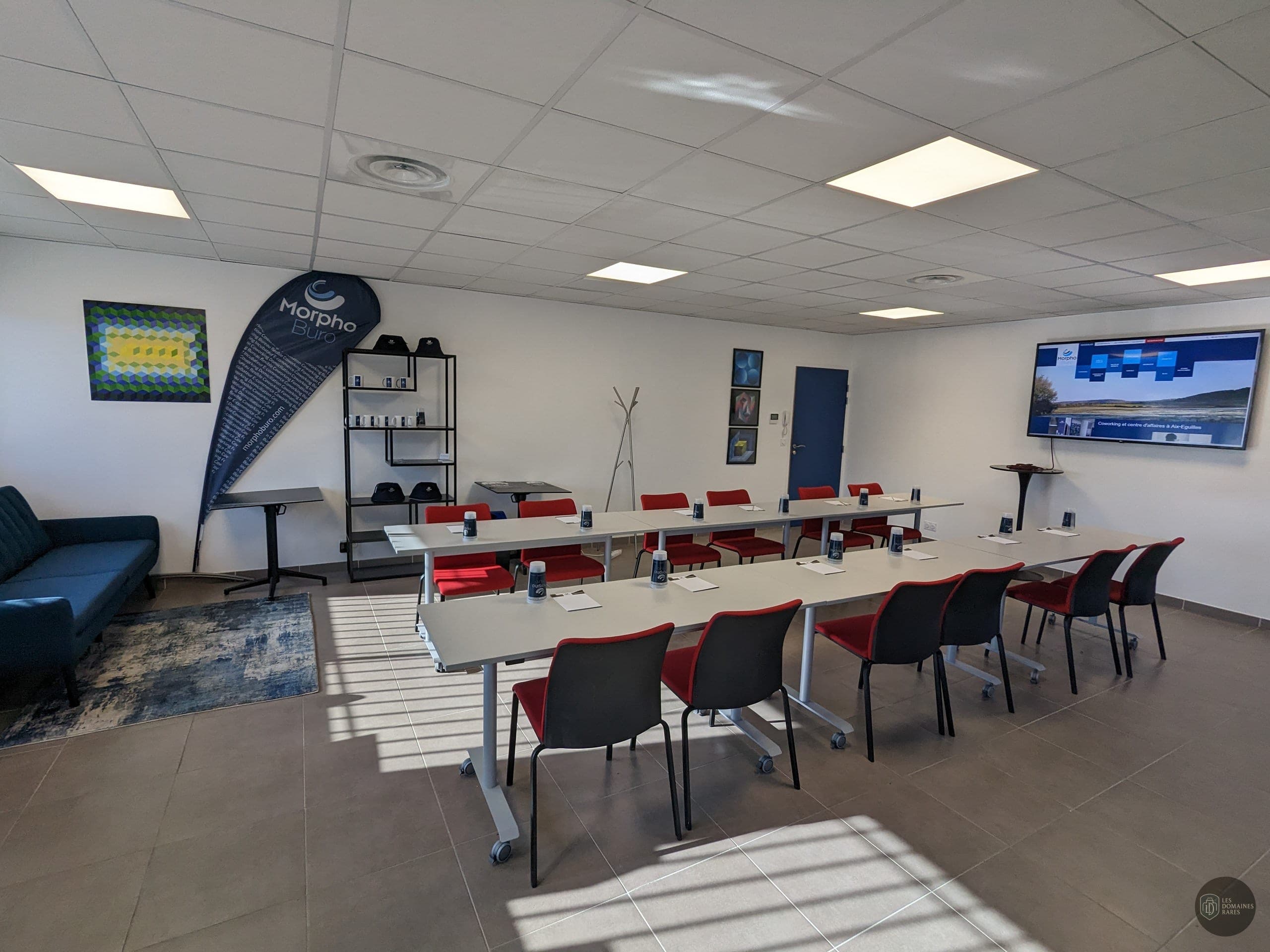 Salle de réunion 6 de l'espace de coworking Morphoburo à Eguilles en Provence-Alpes-Côte d'Azur