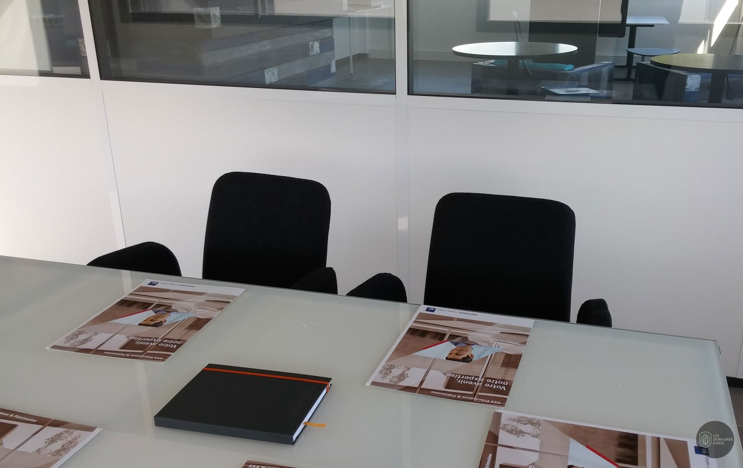 Salle de réunion 7 de l'espace de coworking Morphoburo à Eguilles en Provence-Alpes-Côte d'Azur