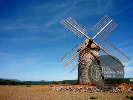 Vue extérieure du moulin Moulin à Eau en Occitanie