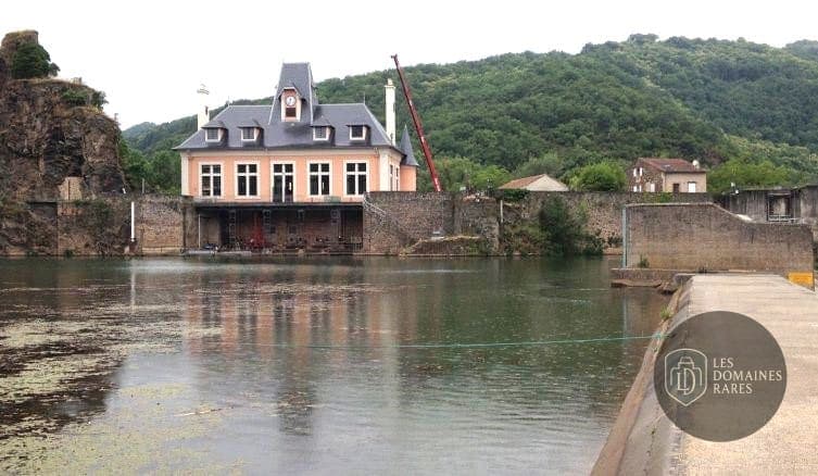 Vue extérieure du moulin Moulin à Eau en Occitanie