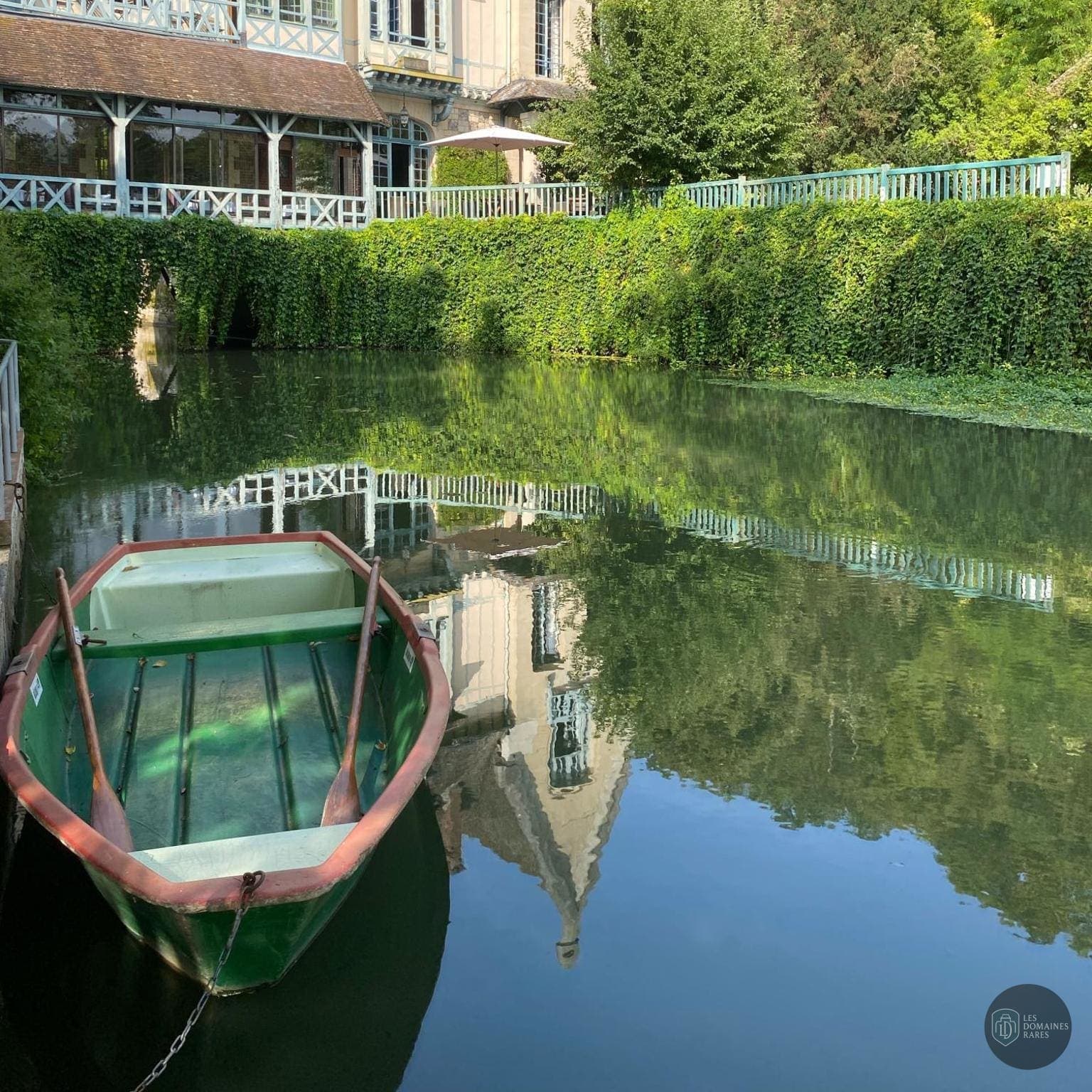 Vue extérieure du moulin Moulin de Connelles à Connelles en Normandie