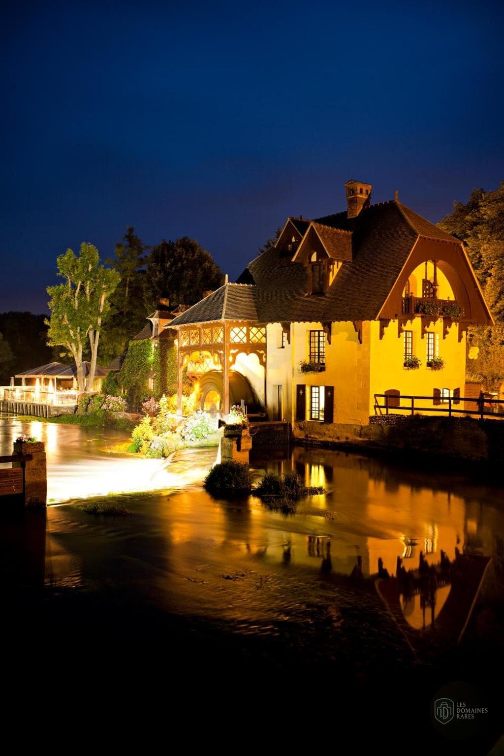 Vue extérieure du moulin Moulin de Fourges en Normandie