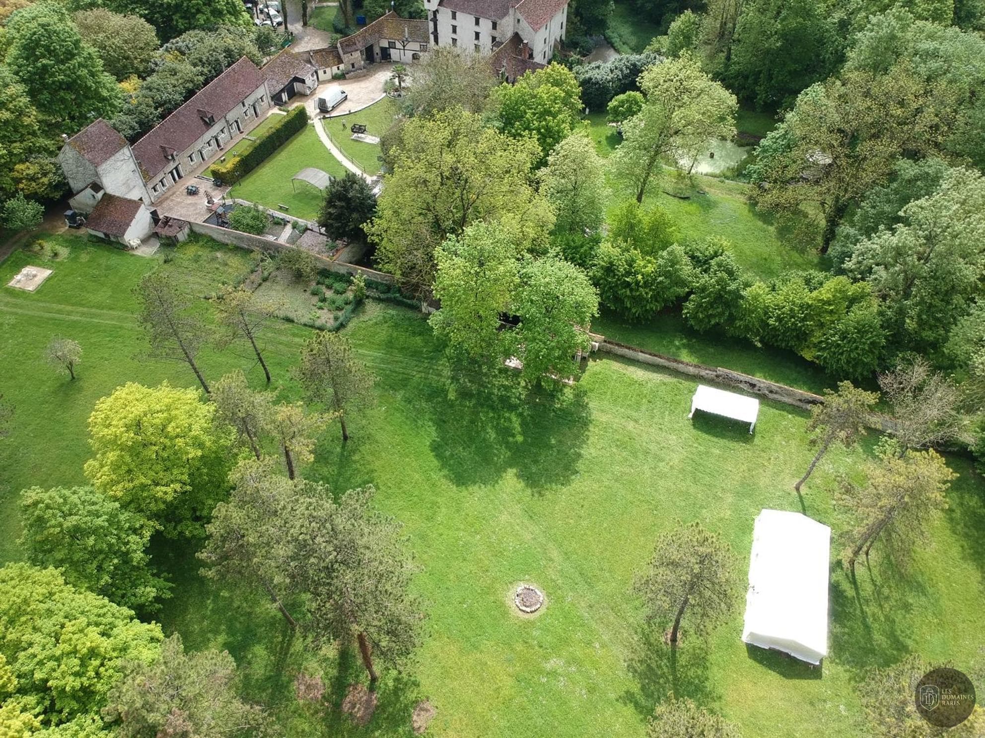 Vue extérieure du moulin Moulin de Moulignon à Messy en Île-de-France