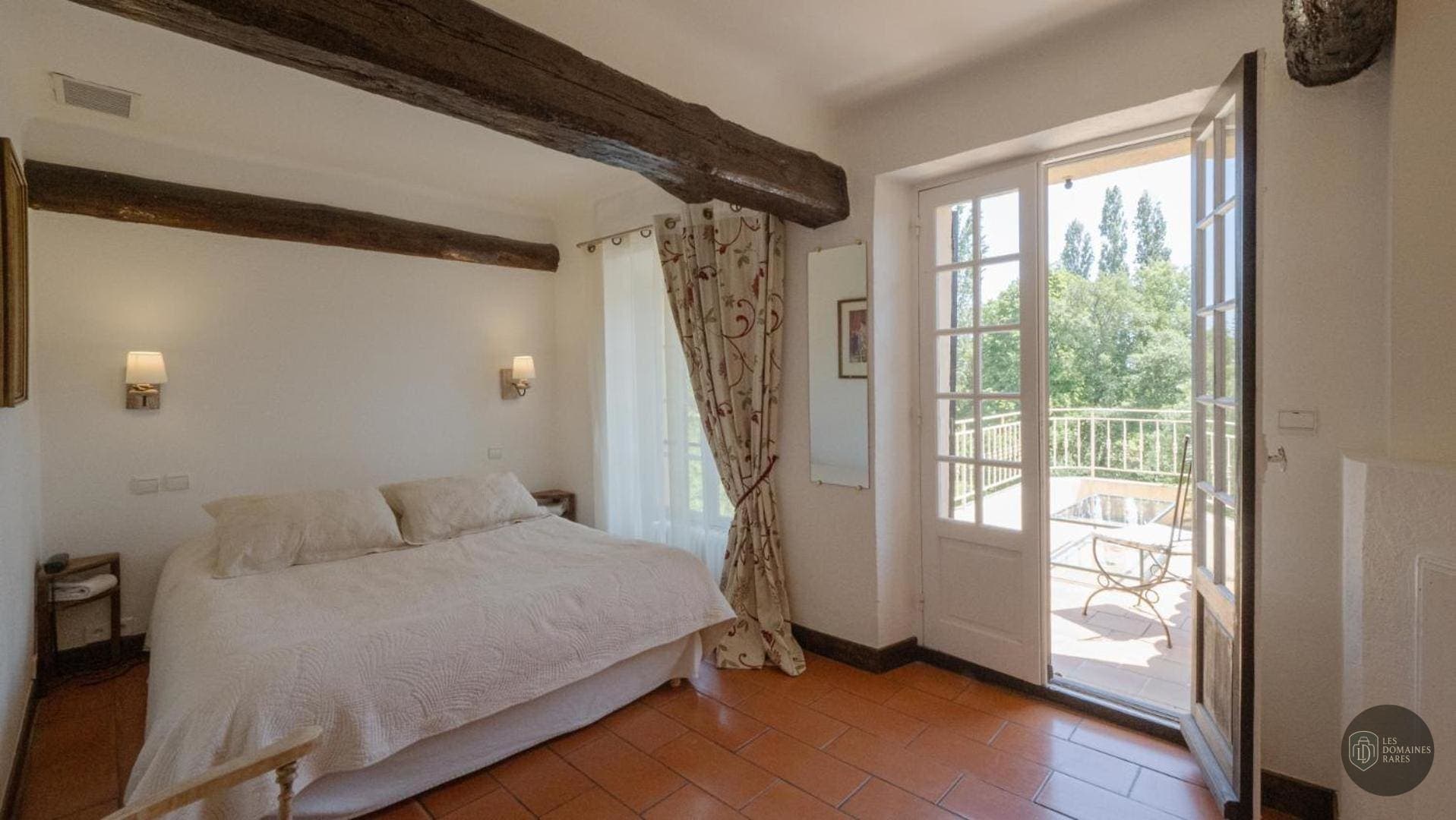Restaurant de l'hôtel Moulin de la Camandoule à Fayence en Provence-Alpes-Côte d'Azur - séminaire fayence, france