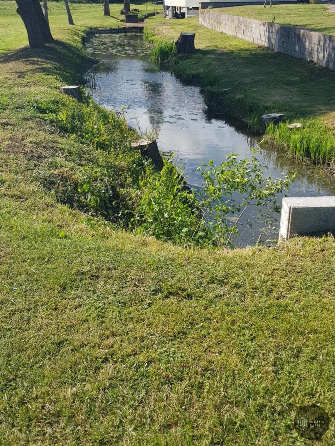 Vue extérieure du moulin Moulin de la Renne à Thésée en Centre-Val de Loire