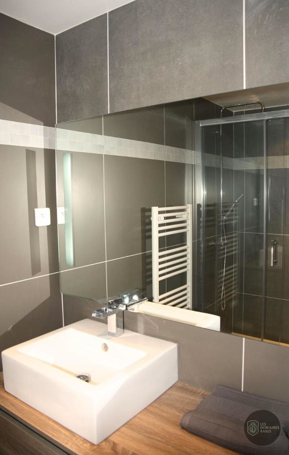 Salle de bain du lieu Mouzaïa à Paris en Île-de-France