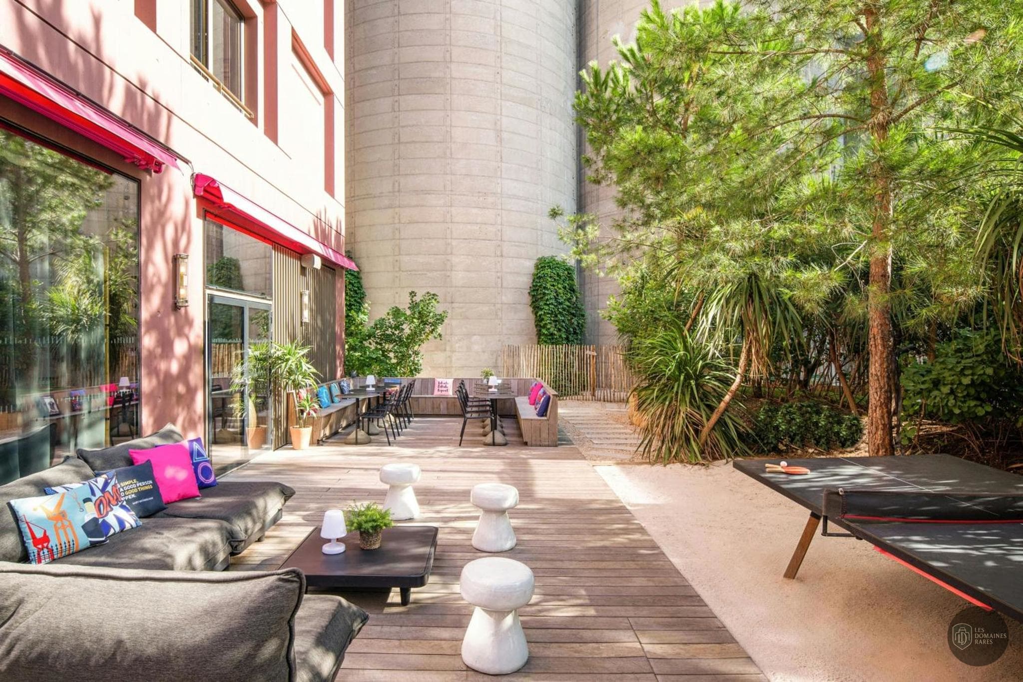 Vue extérieure de l'hôtel Moxy Bordeaux à Bordeaux en Nouvelle-Aquitaine