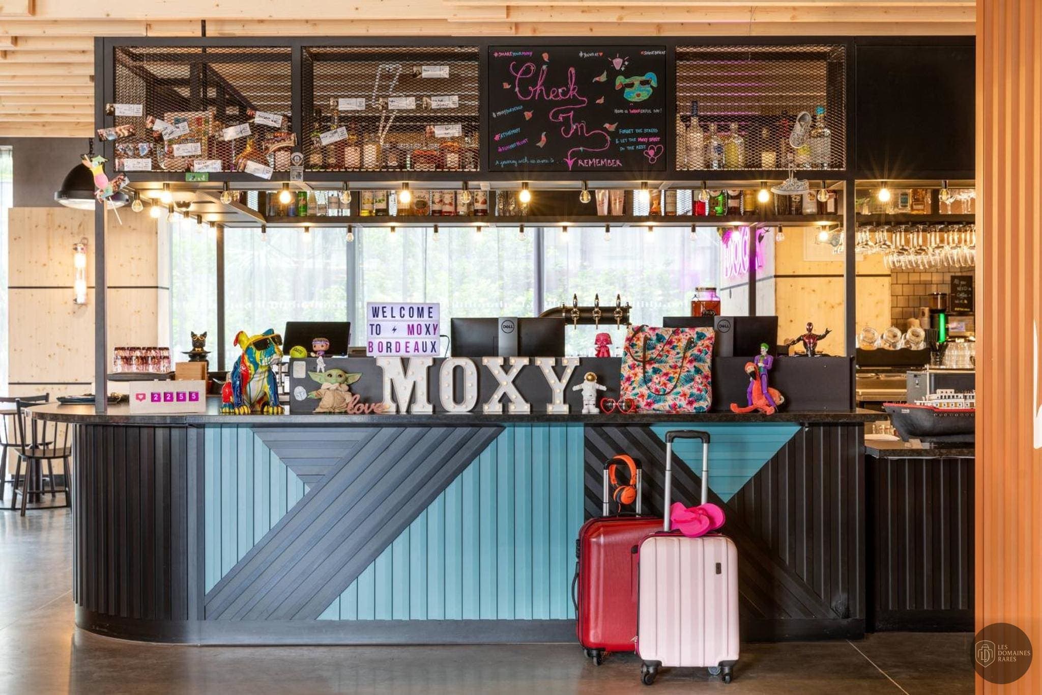 Vue extérieure de l'hôtel Moxy Bordeaux à Bordeaux en Nouvelle-Aquitaine