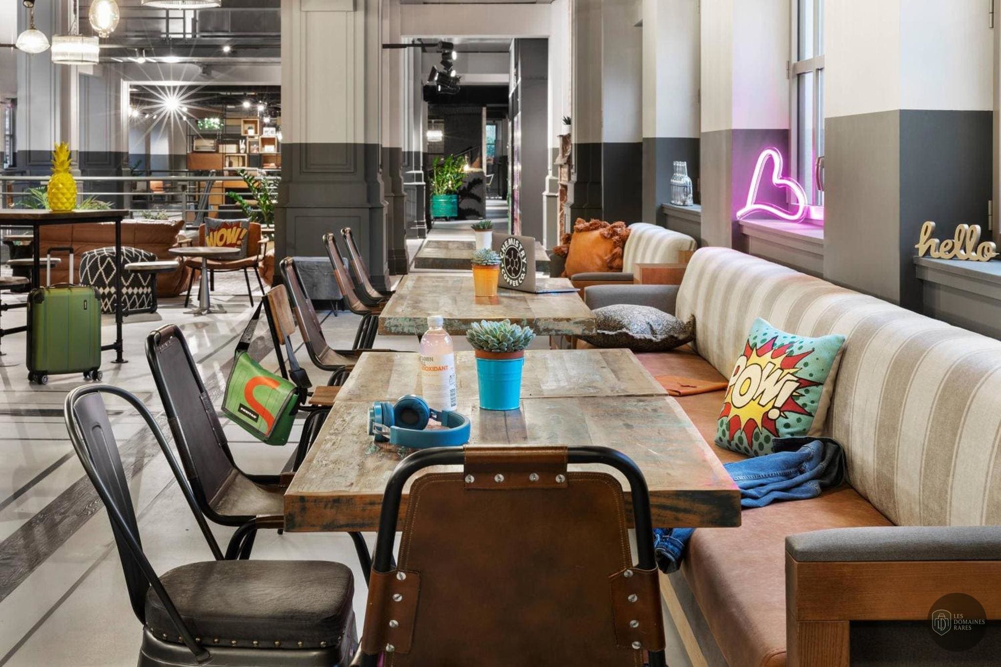 Espace intérieur du lieu Moxy Lille City à Lille en Hauts-de-France