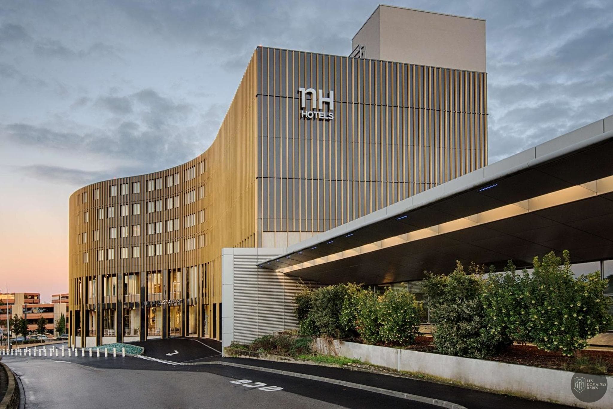 Vue extérieure de l'hôtel NH Toulouse Airport à Toulouse en Occitanie