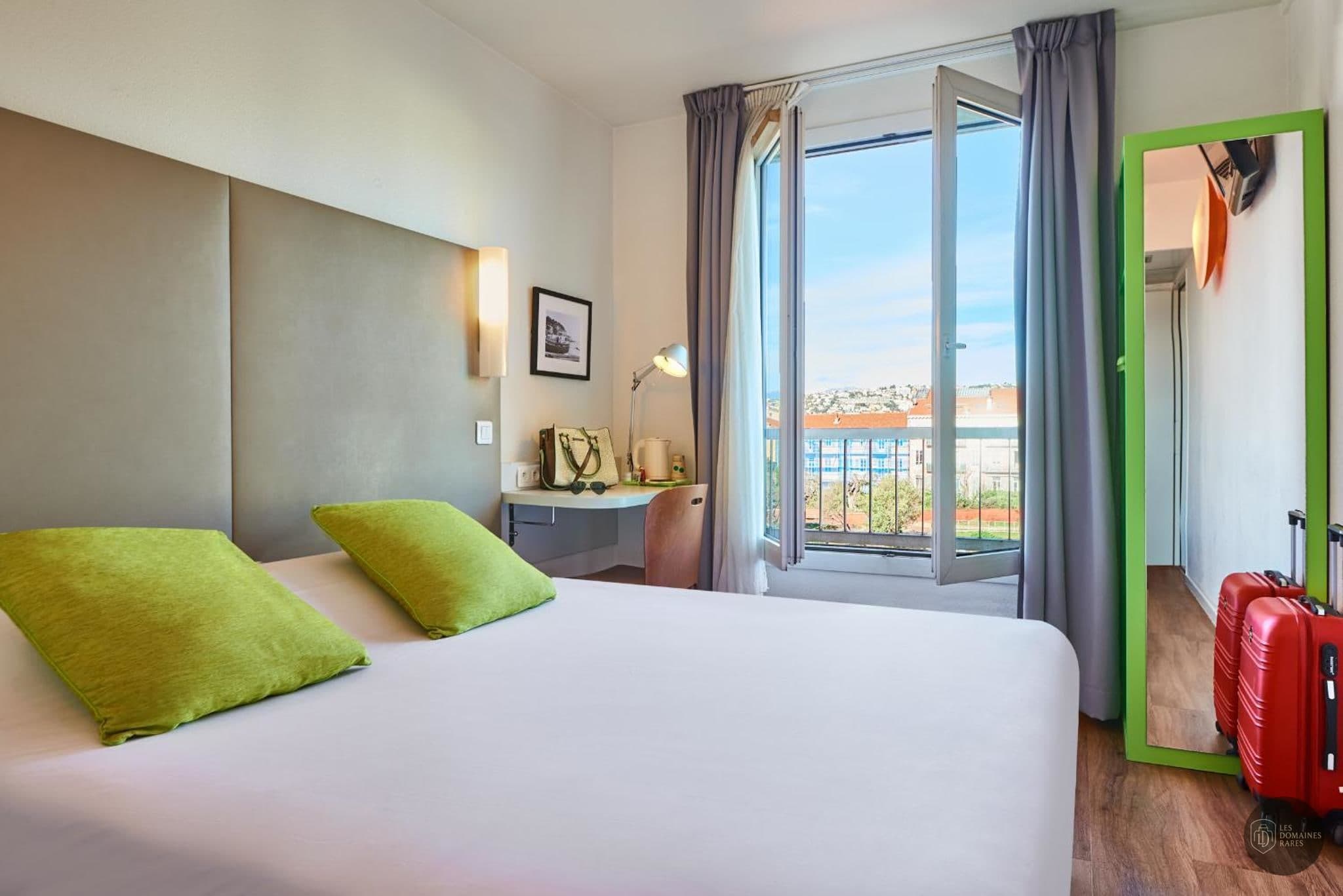 Chambre du lieu Nice Acropolis à Nice en Provence-Alpes-Côte d'Azur - séminaire nice cedex 4 +33 (0)4 89 98 27 88 dcom@nice-acropolis.com
