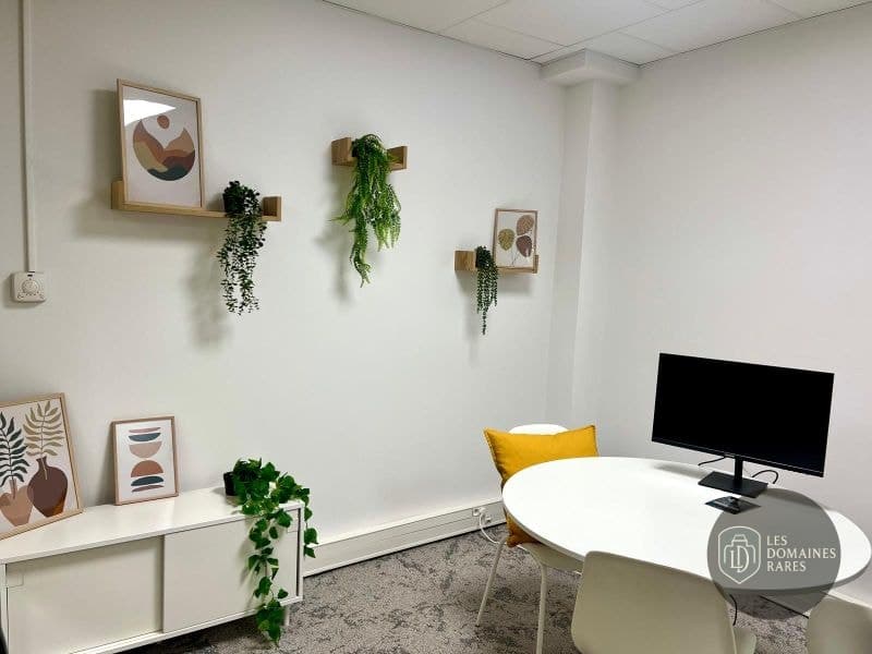 Salle de réunion 1 de l'espace de coworking Nidaix en Provence-Alpes-Côte d'Azur
