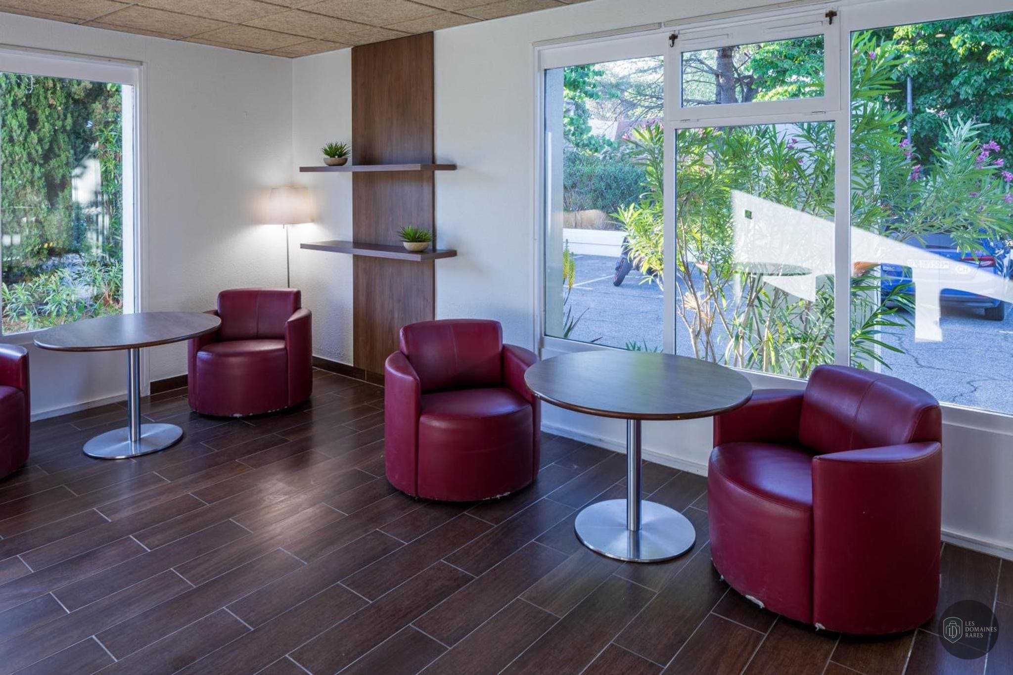 Espace intérieur de l'hôtel Noemys Arles à Arles en Provence-Alpes-Côte d'Azur