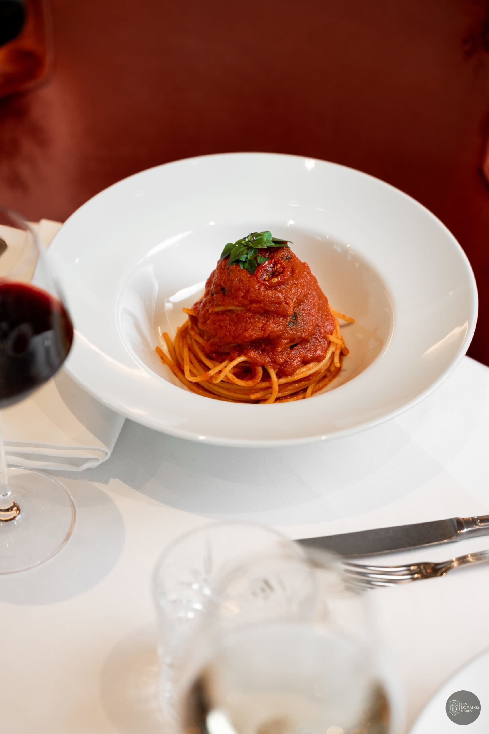 Plat de spaghetti à la bolognaise