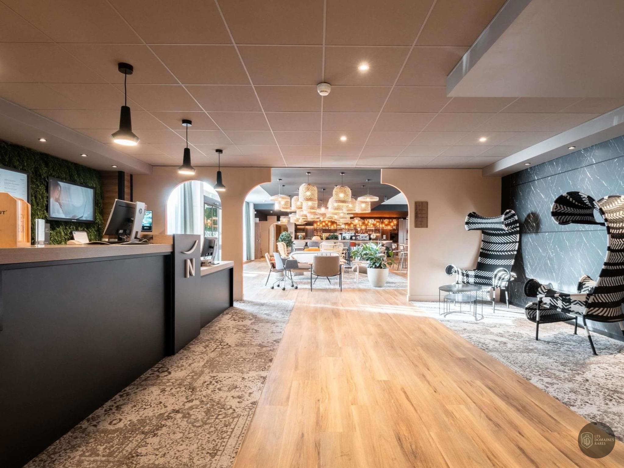 Espace intérieur de l'hôtel Novotel Chartres à Chartres en Centre-Val de Loire