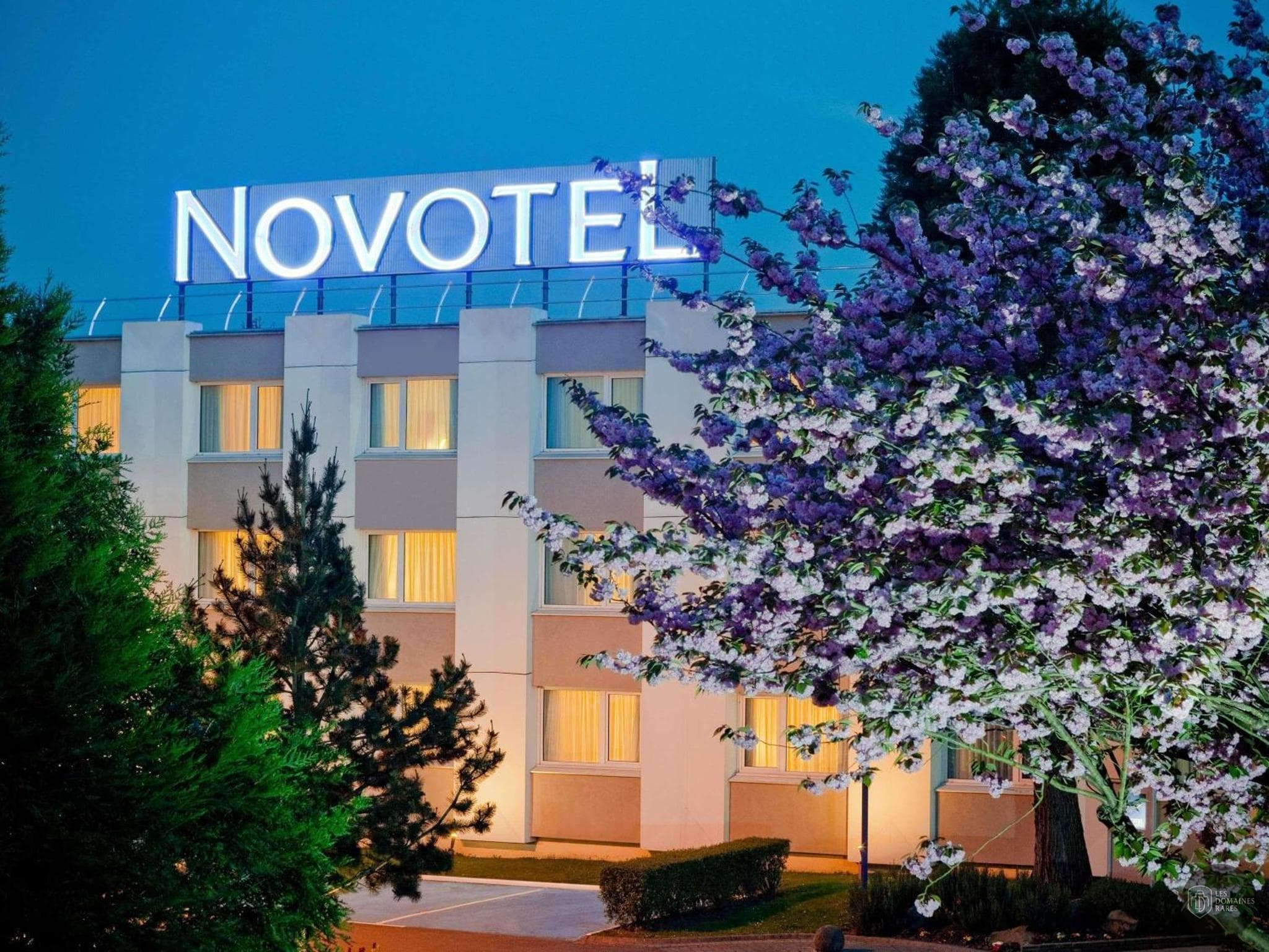 Novotel Paris Saclay — Extérieur