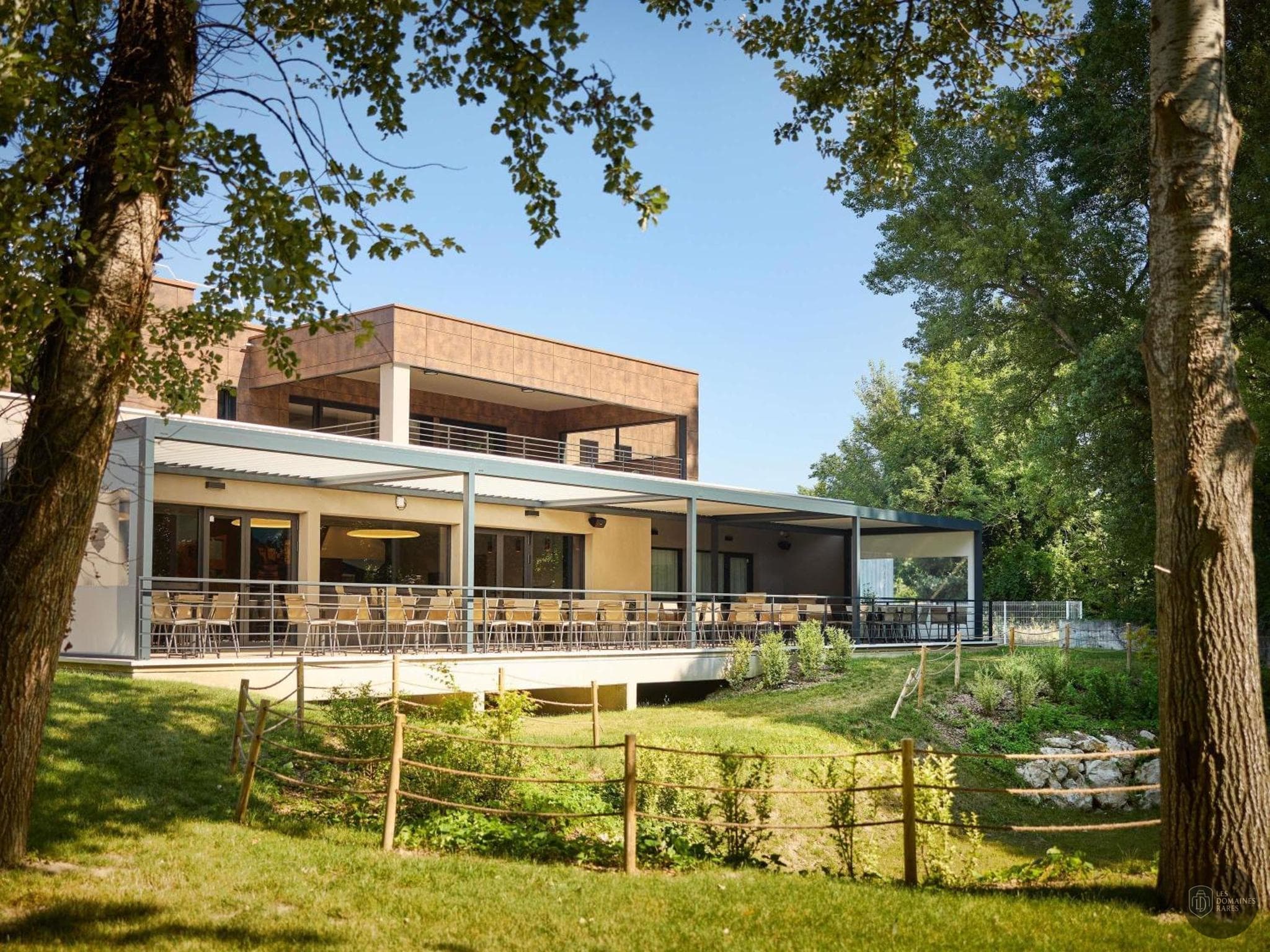 Vue extérieure de l'hôtel Novotel Valence Sud à Valence en Auvergne-Rhône-Alpes