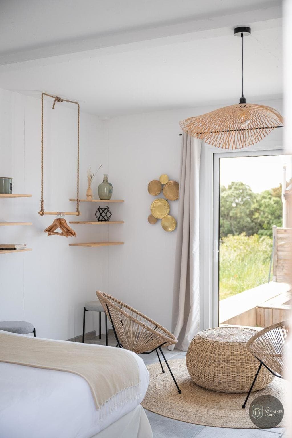 Espace intérieur du gîte Nuiki Lodges en Auvergne-Rhône-Alpes