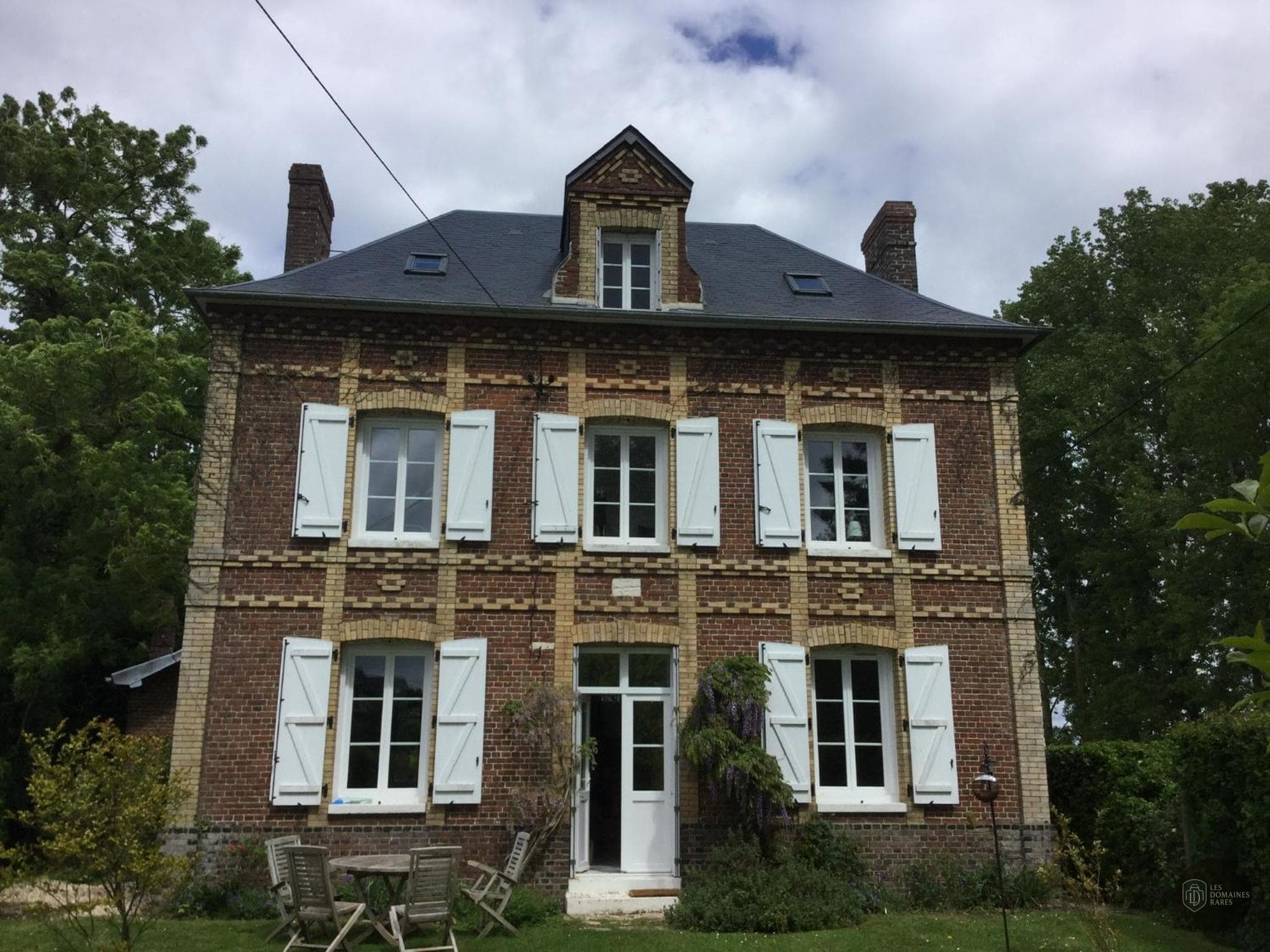 Vue extérieure du domaine Numéro 75 à Avignon en Provence-Alpes-Côte d'Azur
