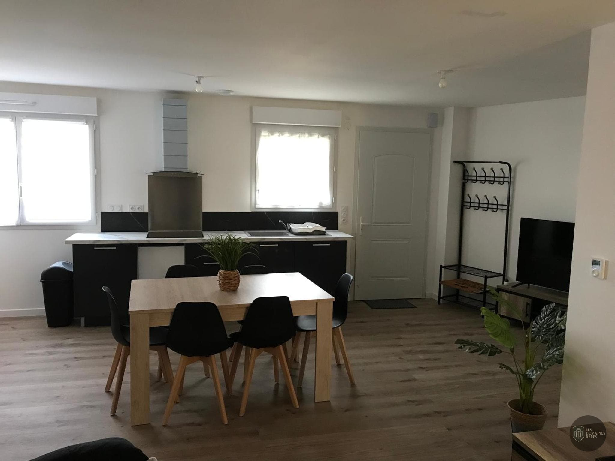 Numéro 8 — Intérieur