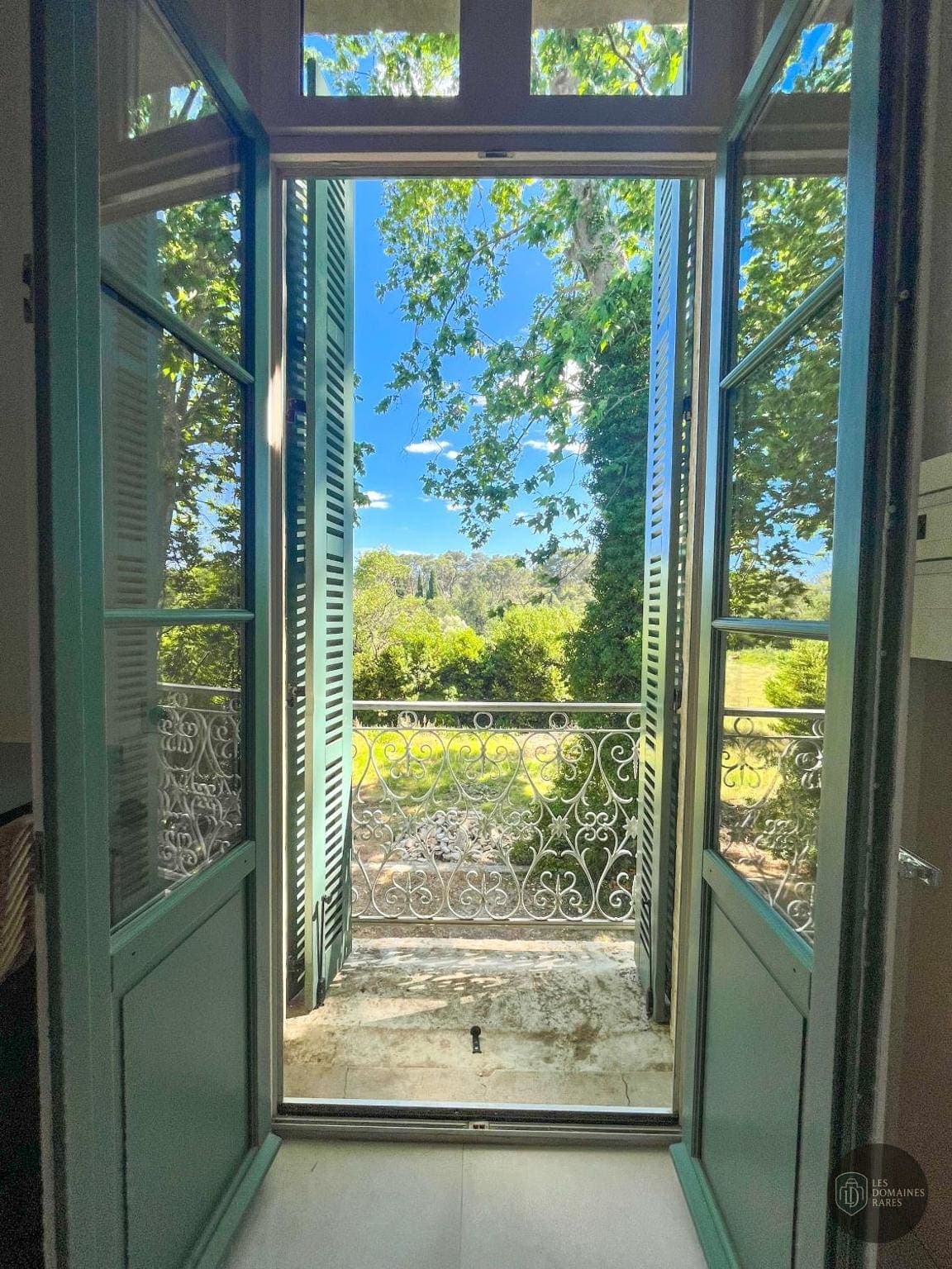 Oasis Fontmarie — Extérieur