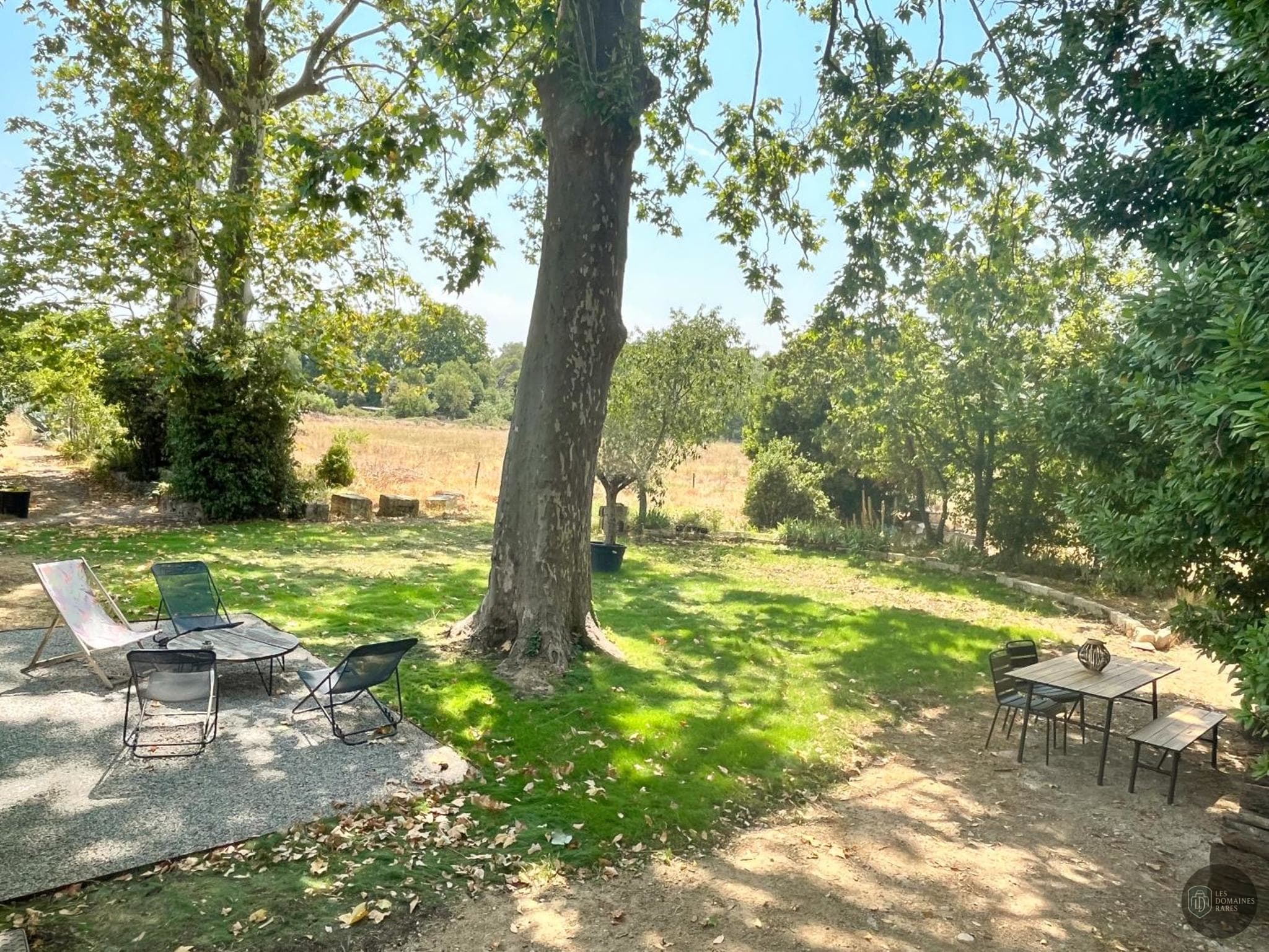 Oasis Fontmarie — Extérieur