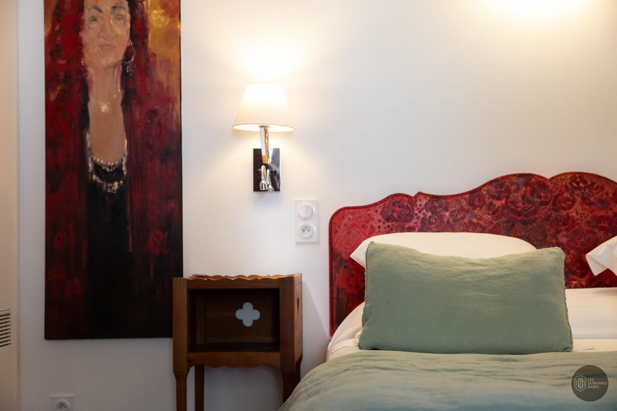 Chambre de l'hôtel Oustau Camarguen à Port en Occitanie