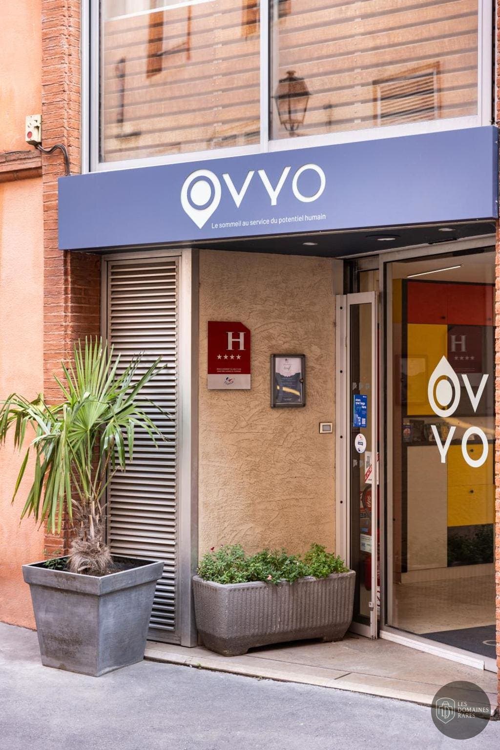 Vue extérieure de l'hôtel Ovyo Hôtel à Toulouse en Occitanie