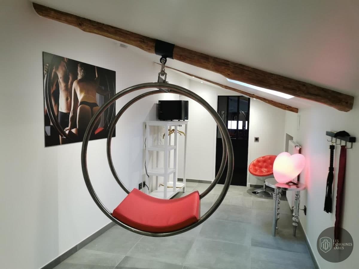 Oze Studios — Extérieur
