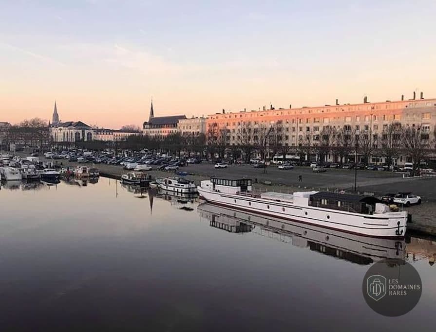 Péniche Le Chaland — Autres