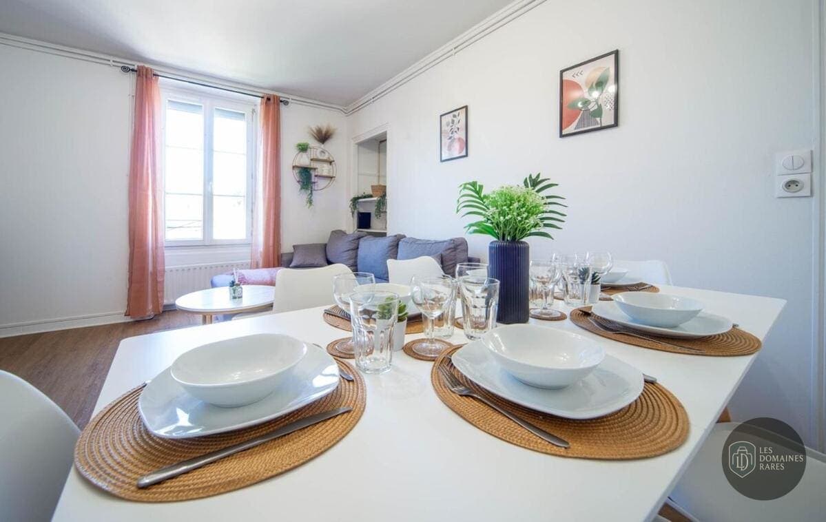 Espace intérieur du lieu Paddock 42 en Auvergne-Rhône-Alpes