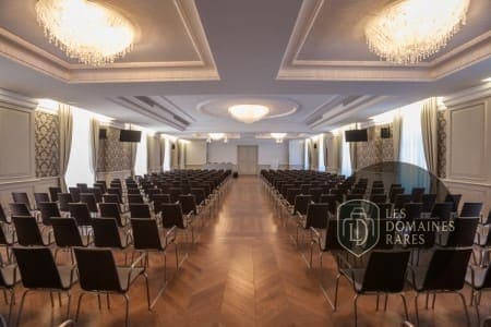 Salle de réunion 1 de l'hôtel Palais du Pharo à Marseille en Provence-Alpes-Côte d'Azur