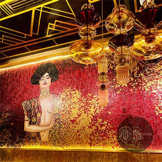 Espace intérieur du moulin Paradis Latin à Paris en Île-de-France