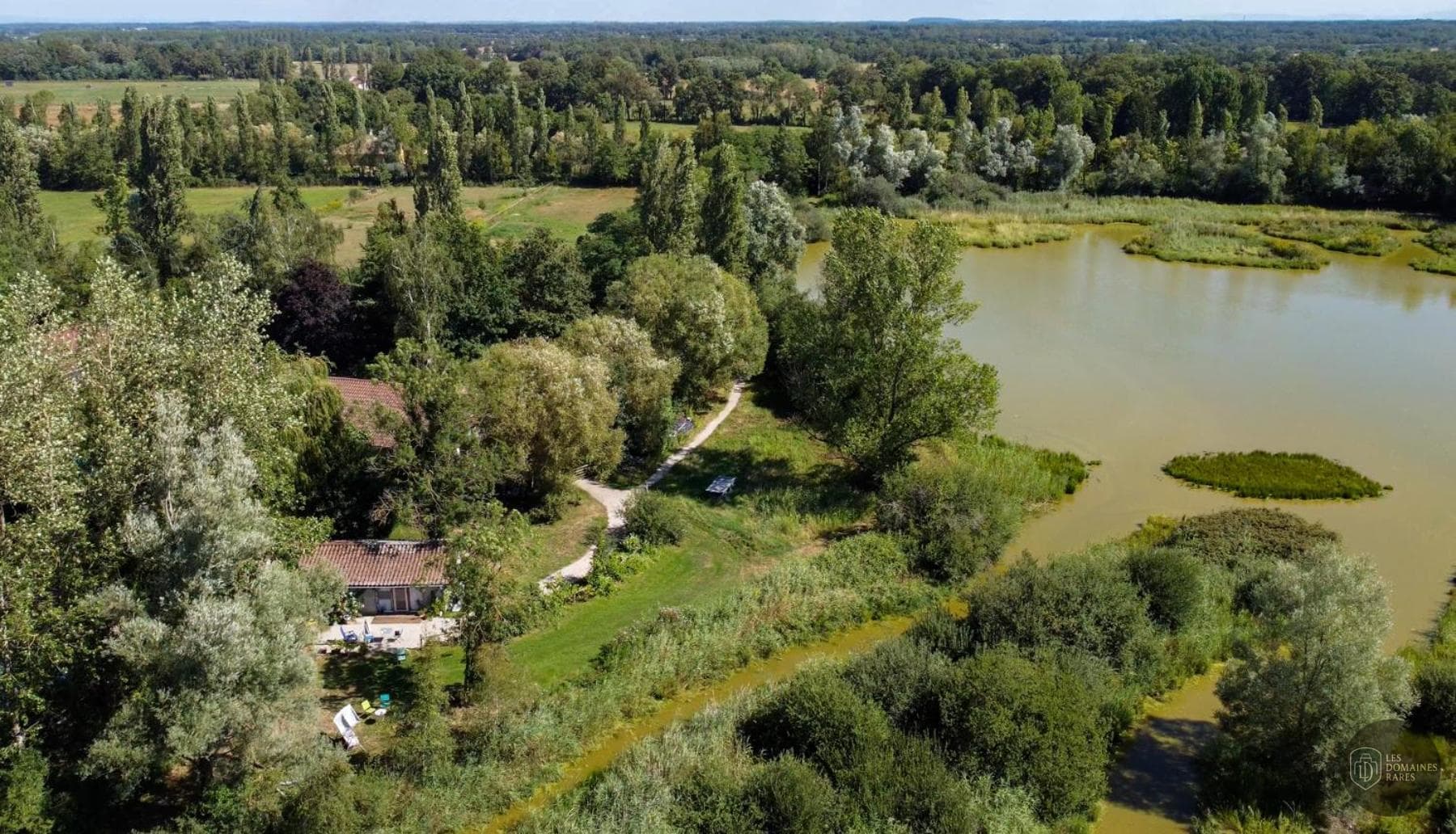 Parc des Oiseaux — Extérieur