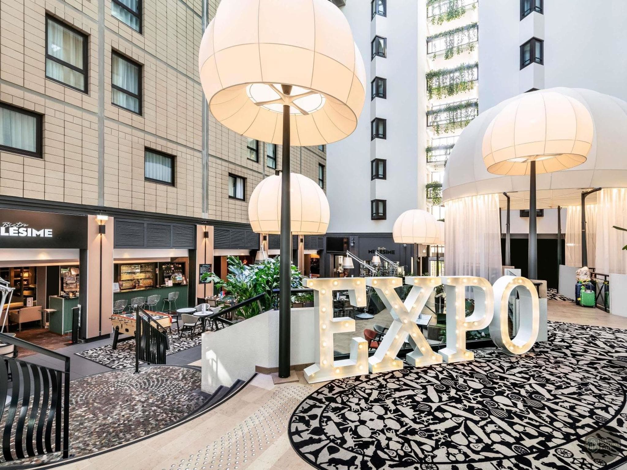 Paris Montreuil Expo — Extérieur