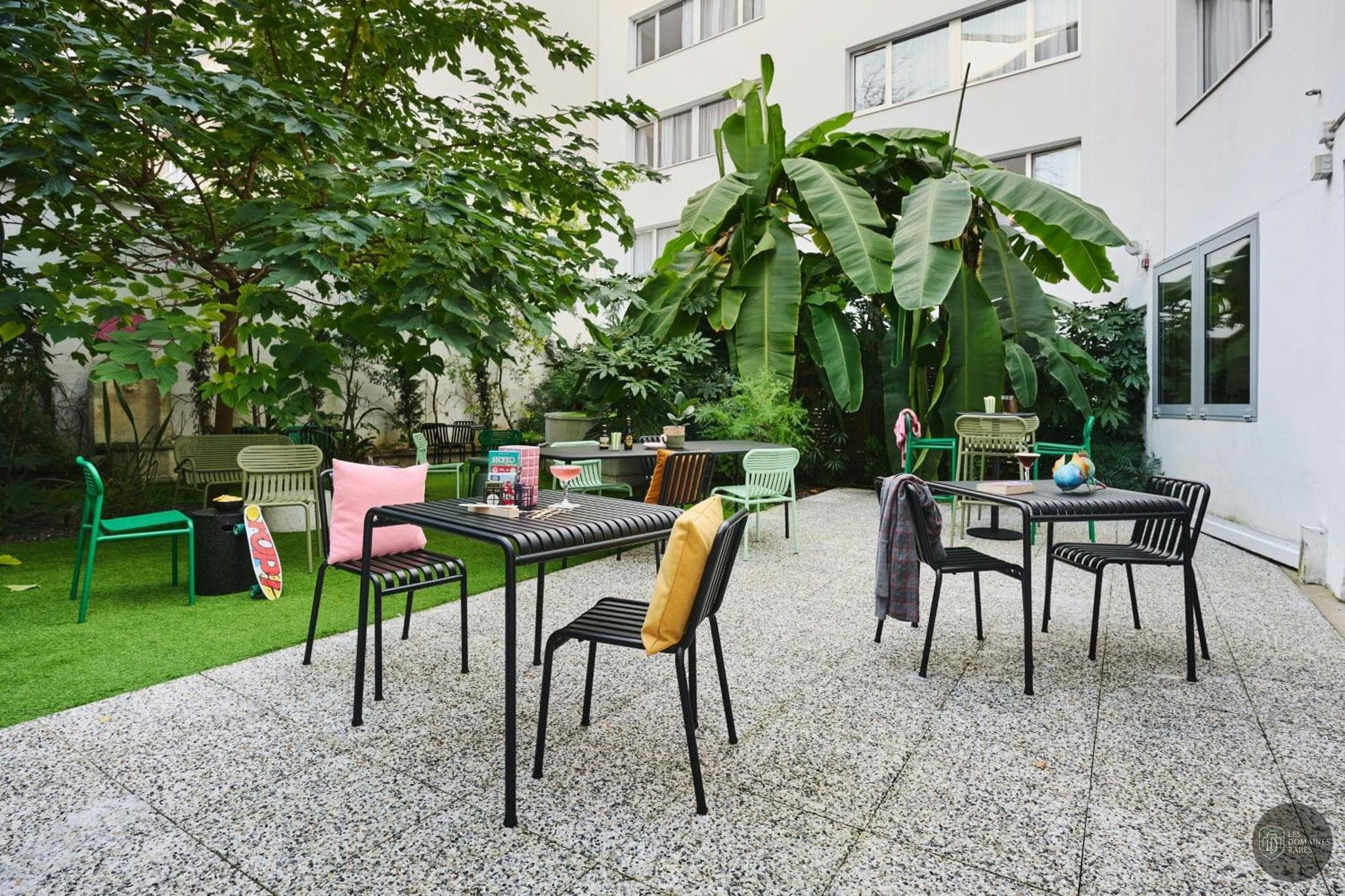 Paris Periferic — Extérieur