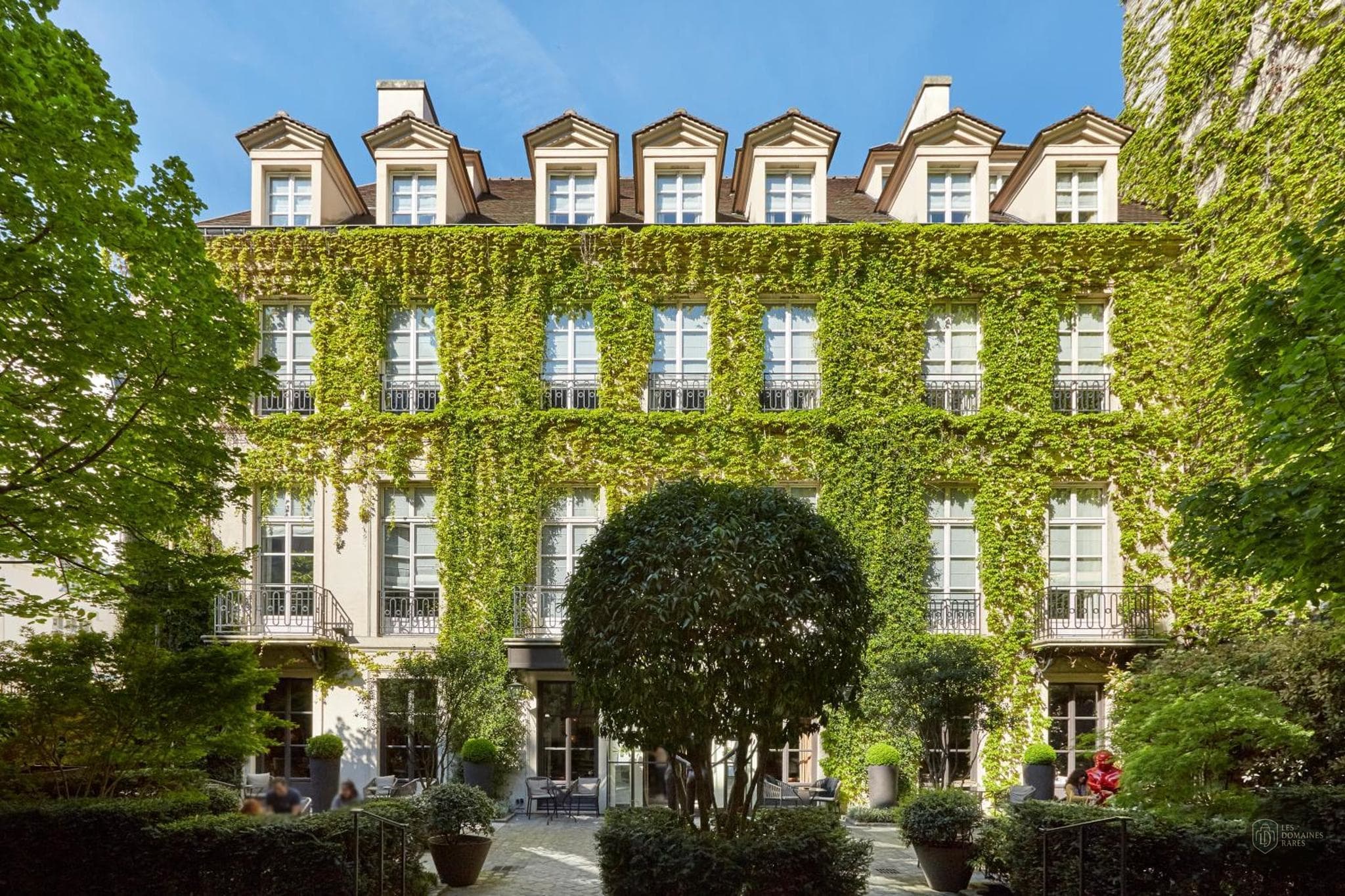 Spa de l'hôtel Pavillon de la Reine à Paris en Île-de-France