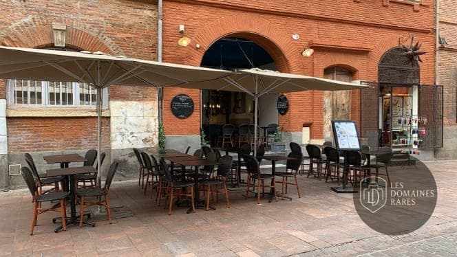 Restaurant du lieu Peniche Samsara à Toulouse en Occitanie