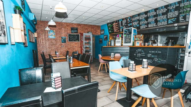 Restaurant du lieu Peniche Samsara à Toulouse en Occitanie