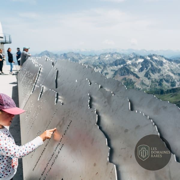 Vue extérieure du lieu Pic du Midi à La en Occitanie